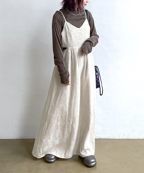 PAGEBOY（ページボーイ）の「2WAYベロアキャミワンピース（ワンピース・レディース・ブラック/オフホワイト・FREE）」の18枚目の写真