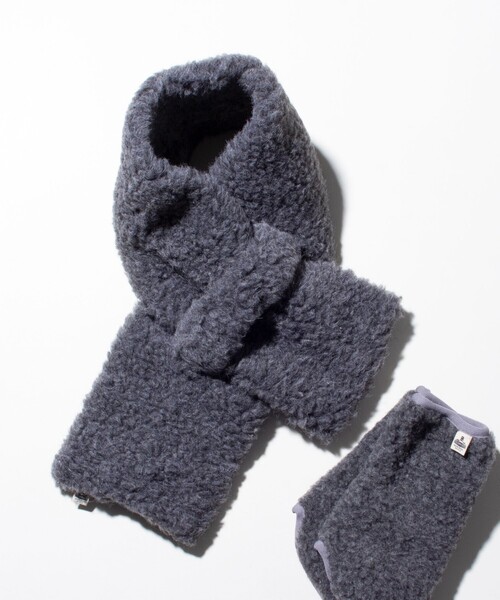 COLD BREAKER(コールドブレーカー)の「【COLDBREAKER/コールドブレーカー】別注 Coldbreaker Wool boa Scarf 差し込みマフラー(マフラー・メンズ・チャコールグレー/ライトグレー/ブラック/ベージュ/カーキ・FREE)」の3枚目の写真