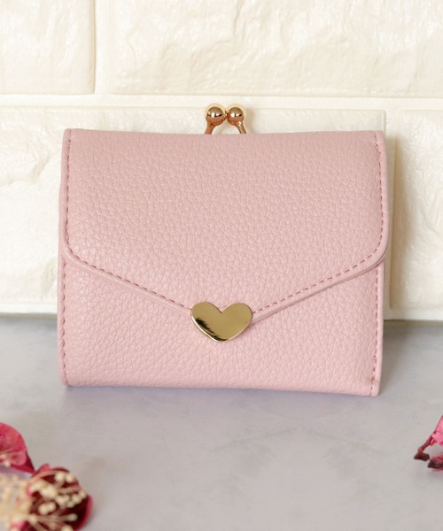 florist（フローリスト）の「ハートチャームorレター型ミニマム二つ折り財布シュリンク＆プレーン（財布・レディース・ブラック系2/ベージュ系1/グリーン系1/ゴールド系1/グレー系2/レッド系1/ブルー系1/イエロー系1/ピンク系1/オレンジ系1/シルバー系1/ブラック系1/グレー系1/ベージュ系2/グレー系5/ベージュ系5/レッド系5/シルバー系5/ブラック系6/グリーン系5/ピンク系5/ブルー系5/ゴールド系5/ブラック系5/オレンジ系5/グレー系6/イエロー系5/ベージュ系6・FREE）」の19枚目の写真