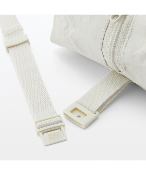 無印良品(ムジルシリョウヒン)の「ポリエチレンシートケース L 約14×24×6.5cm(ステーショナリー・メンズ・ライトベージュ・L)」の5枚目の写真