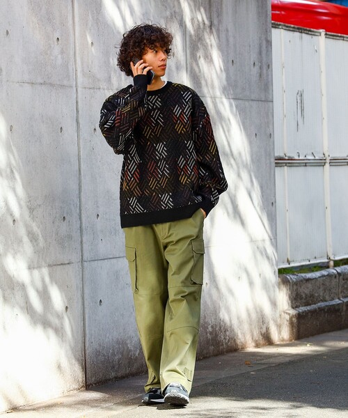 BEAMS HEART（ビームスハート）の「BEAMS HEART / レトロ アソート クルーネック ニット（ニット/セーター・メンズ・ブラック/ネイビー・LARGE/MEDIUM/SMALL）」の4枚目の写真