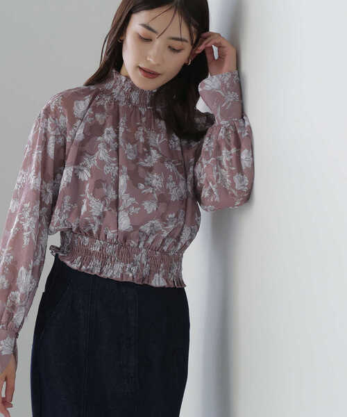 NATURAL BEAUTY BASIC(ナチュラルビューティーベーシック)の「◇ジャガードプリントシャーリングブラウス(シャツ/ブラウス・レディース・ピンク系その他/ホワイト系その他・FREE)」の2枚目の写真