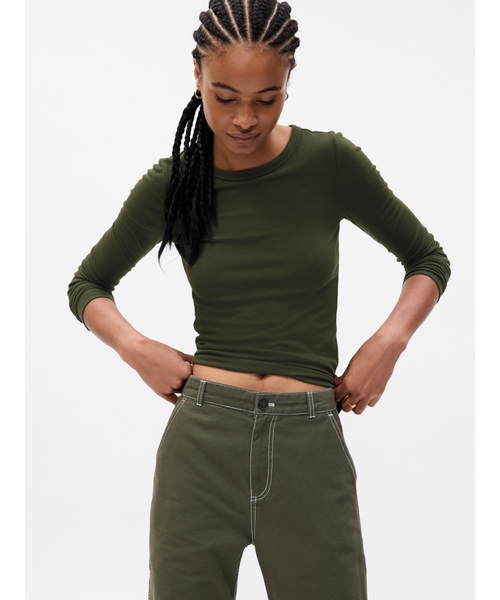 GAP(ギャップ)の「ミニリブ クルーネックTシャツ(Tシャツ/カットソー・レディース・ブルー/ブラック/カーキ/ホワイト/グレー/ブラック系その他・XS/M/S/L/XL/XXS)」の5枚目の写真