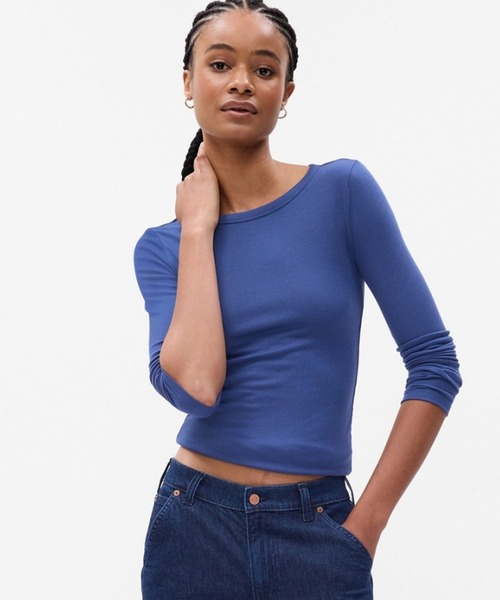 GAP(ギャップ)の「ミニリブ クルーネックTシャツ(Tシャツ/カットソー・レディース・ブルー/ブラック/カーキ/ホワイト/グレー/ブラック系その他・XS/M/S/L/XL/XXS)」の6枚目の写真