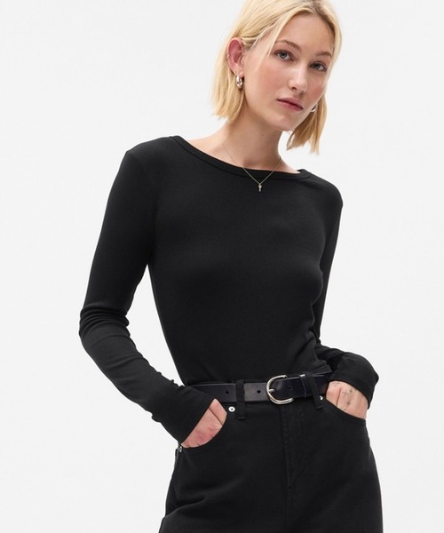 GAP(ギャップ)の「ミニリブ クルーネックTシャツ(Tシャツ/カットソー・レディース・ブルー/ブラック/カーキ/ホワイト/グレー/ブラック系その他・XS/M/S/L/XL/XXS)」の2枚目の写真