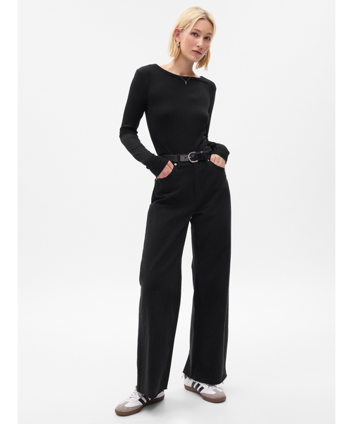 GAP(ギャップ)の「ミニリブ クルーネックTシャツ(Tシャツ/カットソー・レディース・ブルー/ブラック/カーキ/ホワイト/グレー/ブラック系その他・XS/M/S/L/XL/XXS)」の13枚目の写真