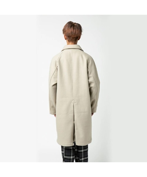 Sakka(サッカ)の「テックウールメルトンコート ロング丈(ステンカラーコート・メンズ・ベージュ/ブラック・MEDIUM/LARGE)」の4枚目の写真