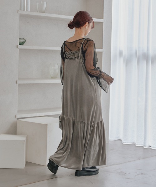 Kastane（カスタネ）の「ベロアギャザーワンピース（ワンピース・レディース・ブラック/シルバー/ベージュ・FREE）」の8枚目の写真