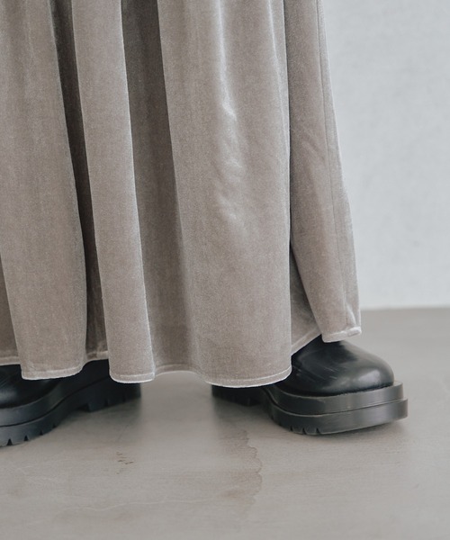 Kastane（カスタネ）の「ベロアギャザーワンピース（ワンピース・レディース・ブラック/シルバー/ベージュ・FREE）」の20枚目の写真