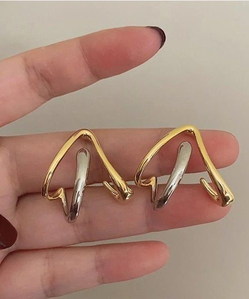 Ritomo De Ricco(リトモ・デ・リコ)の「シルバー925ポスト ジオメトリダブルカラーピアス(ピアス(両耳用)・レディース・シルバー×ゴールド・FREE)」の10枚目の写真