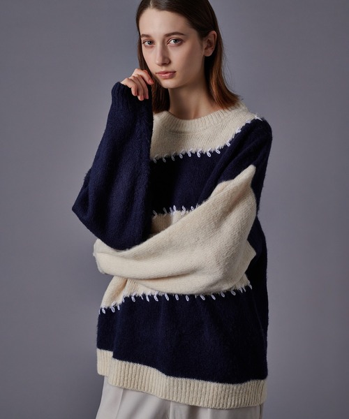 ONCILY(オンシェリー)の「HEART STITCH BICOLOR KNIT / ハートステッチバイカラーニット(ニット/セーター・メンズ・ネイビー/チャコールグレー・LARGE/MEDIUM)」の4枚目の写真