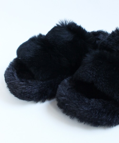 ground green store（グラウンドグリーンストア）の「ground green store  / 厚底リアルファーサンダル（サンダル・レディース・ブラック/グレー・36/37/38/39）」の14枚目の写真