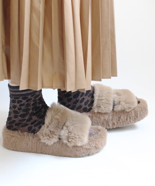 ground green store（グラウンドグリーンストア）の「ground green store  / 厚底リアルファーサンダル（サンダル・レディース・ブラック/グレー・36/37/38/39）」の4枚目の写真