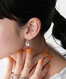 forksy.（フォルクシー）の「【forksy.】2WAYハートフープピアス（ピアス（両耳用）・レディース）」