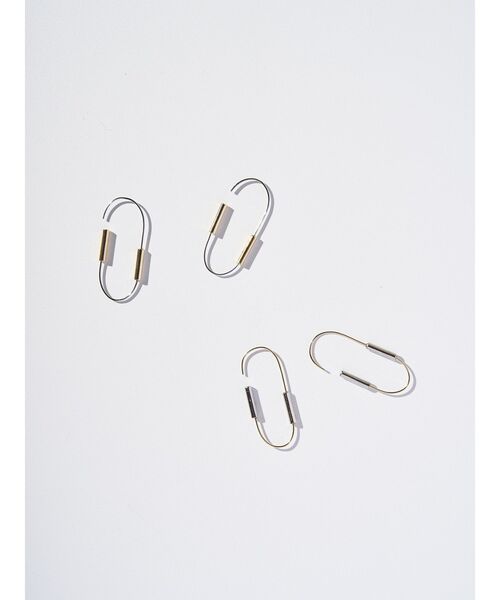 ELENDEEK(エレンディーク)の「フープデザインピアス S(ピアス(両耳用)・レディース・ゴールド/シルバー・FREE)」の1枚目の写真
