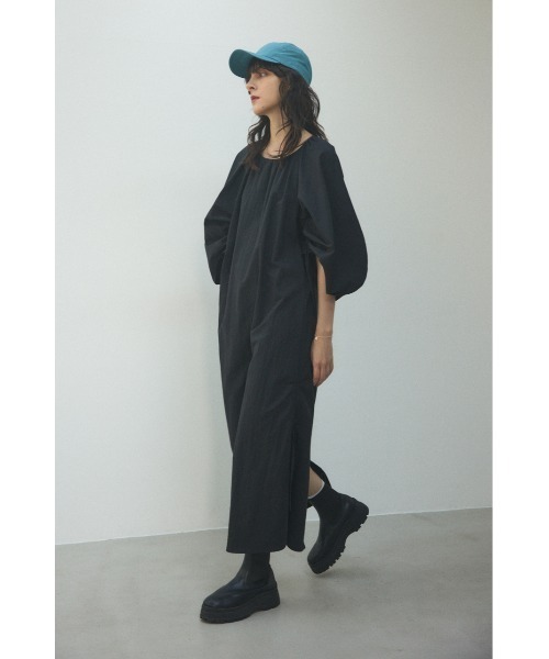 BLACK BY MOUSSY（ブラックバイマウジー）の「many gather dress(メニーギャザードレス)（ワンピース・レディース・ブラック/ブルー・FREE）」の2枚目の写真