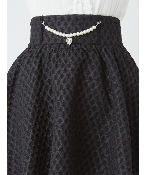 Ank Rouge（アンクルージュ）の「ふくれジャガードフロントパールスカート（スカート・レディース・ホワイト/ブラック/ピンク・M）」の5枚目の写真