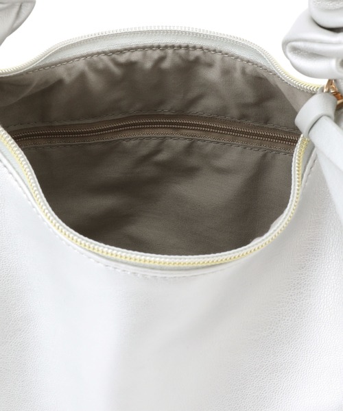 ROPE' PICNIC(ロペピクニック)の「【WEB限定カラー:ブラウン】シャーリングワンショルダーラウンドバッグ(ハンドバッグ・レディース・ブラウン/シルバー/ブラック/キナリ・FREE)」の20枚目の写真