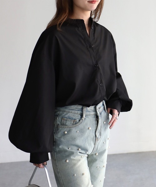 Riberry（リベリー）の「バルーン袖スタンドカラーブラウス（シャツ/ブラウス・レディース・オフホワイト/ブラック/グレイッシュベージュ・MEDIUM）」の3枚目の写真