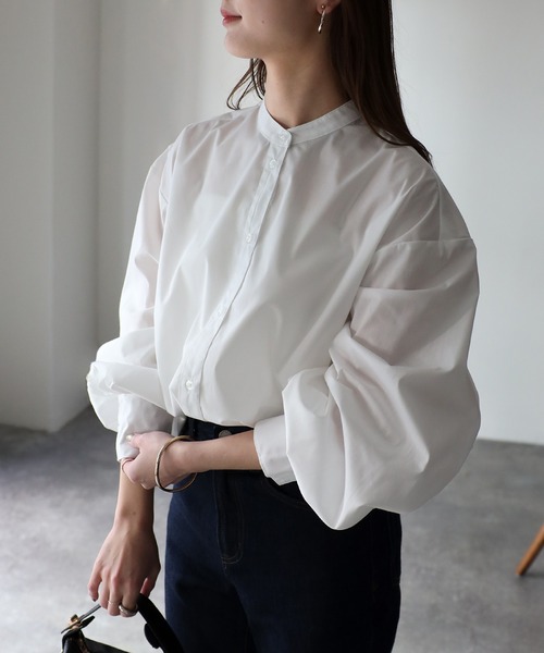 Riberry（リベリー）の「バルーン袖スタンドカラーブラウス（シャツ/ブラウス・レディース・オフホワイト/ブラック/グレイッシュベージュ・MEDIUM）」の7枚目の写真