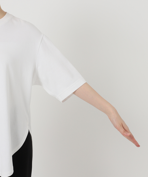 UJOH（ウジョー）の「【UJOH/ウジョー】Curve Hem Half Sleeve Tシャツ（Tシャツ/カットソー・レディース・ホワイト/サックスブルー・FREE）」の14枚目の写真