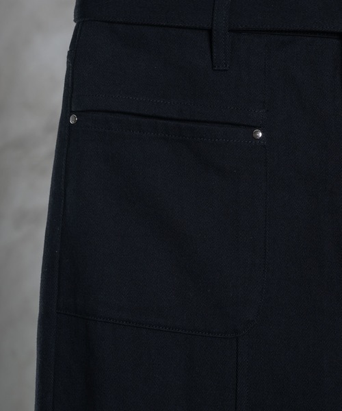 adree(アドリー)の「loose fit belt cotton cargo pants / ルーズフィットベルトコットンカーゴパンツ(カーゴパンツ・レディース・ブラック/ベージュ・SMALL/MEDIUM)」の7枚目の写真