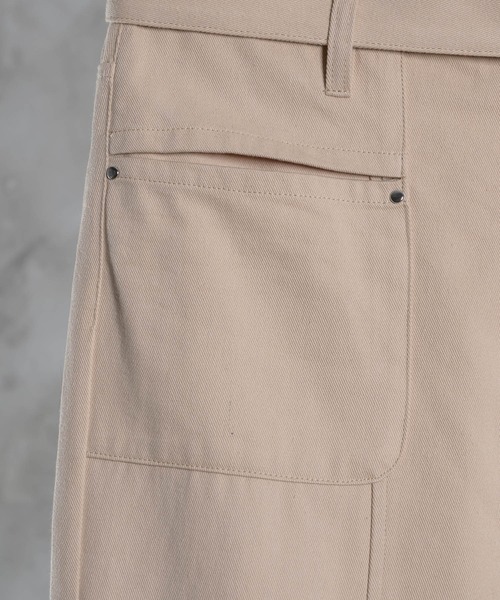 adree(アドリー)の「loose fit belt cotton cargo pants / ルーズフィットベルトコットンカーゴパンツ(カーゴパンツ・レディース・ブラック/ベージュ・SMALL/MEDIUM)」の15枚目の写真
