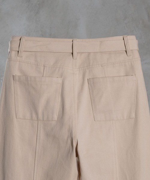 adree(アドリー)の「loose fit belt cotton cargo pants / ルーズフィットベルトコットンカーゴパンツ(カーゴパンツ・レディース・ブラック/ベージュ・SMALL/MEDIUM)」の18枚目の写真