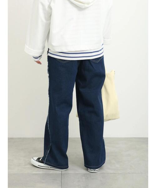 Samansa Mos2 blue（サマンサモスモスブルー）の「◎サイドフリンジデニムパンツ（デニムパンツ・レディース・ブルー/チャコールグレー/ネイビー・F）」の17枚目の写真