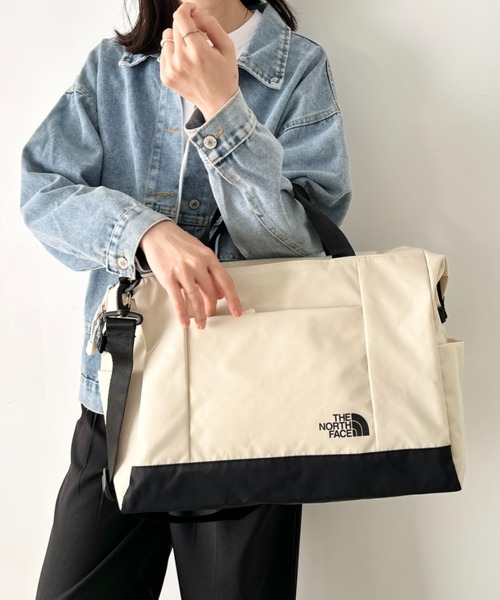 THE NORTH FACE(ザノースフェイス)の「THE NORTH FACE(ザ・ノースフェイス)/軽量 ボストンバッグ トラベルバッグ ダッフルバッグ ビッグサイズ 大きいサイズ 大容量/LIGHT DUFFLE BAG(ボストンバッグ・メンズ・クリーム/ブラック・FREE)」の14枚目の写真
