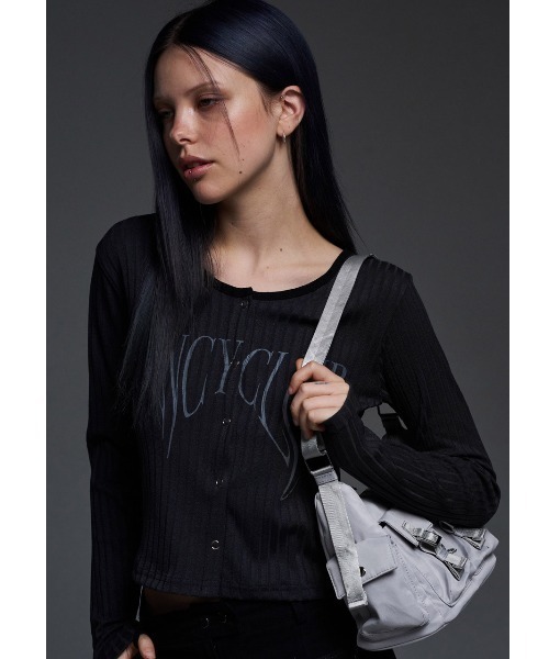 FANCY CLUB（ファンシークラブ）の「A'GEM/9 × .kom 『 FANCY CLUB/ファンシークラブ』 CALM INTENSE SHOULDER BAG/インテンスショルダーバッグ（ショルダーバッグ・レディース・チャコールグレー/ライトグレー・FREE）」の8枚目の写真