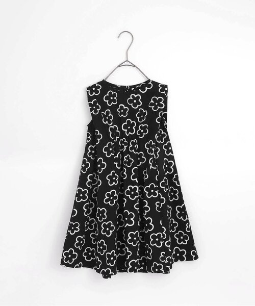 p.premier（ピードットプルミエ）の「イロチ買いしたい総柄フレアワンピース（ワンピース・キッズ・ブラック/レッド/オフホワイト/イエロー/ラベンダー/グリーン/ブルー・120/80/130/140/90/100/110）」の2枚目の写真