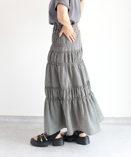 cepo(セポ)の「リサイクルポリサッカー シャーリングスカート<セットアップ可能>(スカート・レディース・ブラック/ブラック×ホワイト/オリーブ・M)」の17枚目の写真