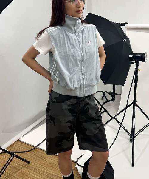 WHO'S WHO gallery（フーズフーギャラリー）の「【SLOPPY/スロッピー】Sロゴナイロントラックベスト /セットアップ対応可能（ベスト・レディース・ネイビー/ライトグレー/アイボリー/ブラック・FREE）」の3枚目の写真