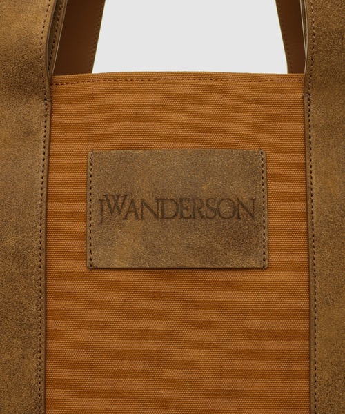 JW Anderson（ジェイダブリューアンダーソン）の「バッグ（トートバッグ・メンズ・キャメル・ONE SIZE）」の3枚目の写真