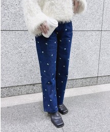 小花柄刺繍デニムパンツ