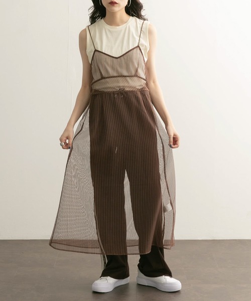 KBF（ケイビーエフ）の「サイドライントラックパンツ（その他パンツ・レディース・ブルー/ブラウン・ONE）」の3枚目の写真