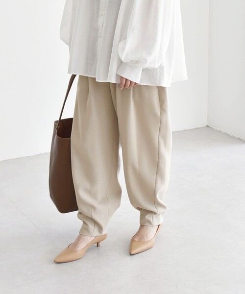 セール】quaranciel:〈洗濯機可能〉タック カーブ パンツ