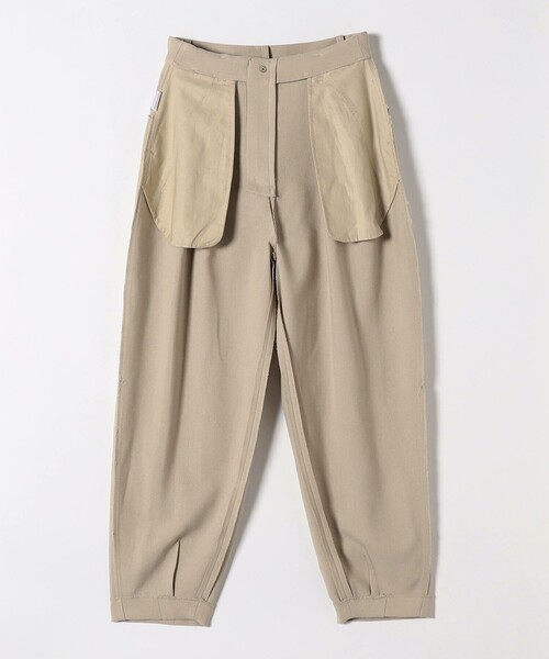quaranciel(カランシエル)の「quaranciel:〈洗濯機可能〉タック カーブ パンツ(セットアップ対応)(スラックス・レディース・ベージュ/ネイビー・40/38/36)」の11枚目の写真