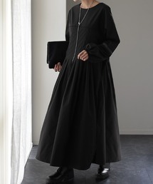 プリーツぽわん袖ワンピ