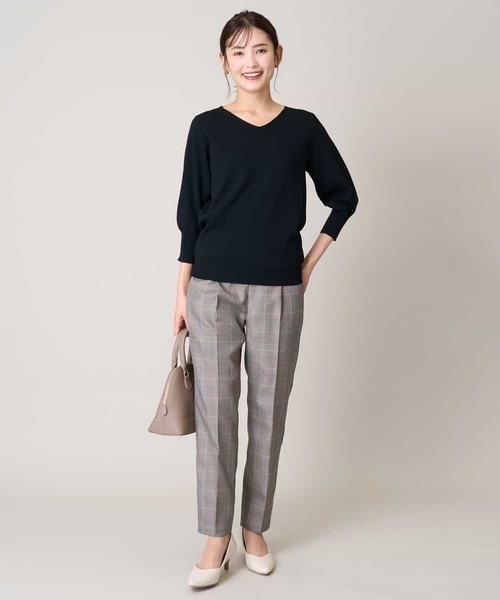 a.v.v（アーヴェヴェ）の「【洗える/イージーケア/毛玉になりにくい】美楽るスッキリ見えテーパードパンツ（その他パンツ・レディース・ベージュ/ブラック/グレー/ブラウン・40/38/36/42/34）」の11枚目の写真