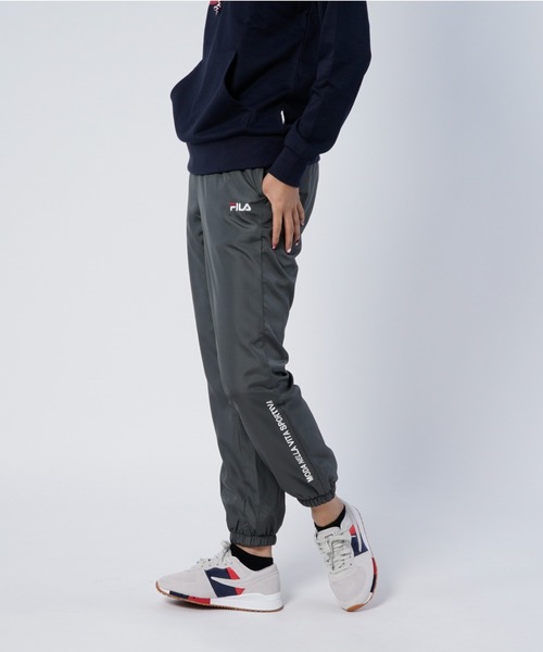 FILA(フィラ)の「裏フリース 防風タフタ ロングパンツ(その他パンツ・レディース・ネイビー/チャコールグレー/ブラック・X-LARGE/LARGE/MEDIUM)」の22枚目の写真