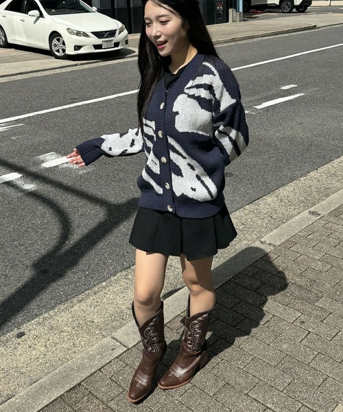 madrepadre(マドレパドレ)の「パターンオーバーサイズニットカーディガン(ニット/セーター・レディース・グレー/ネイビー・FREE)」の9枚目の写真