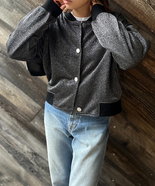 mi via loca(ミヴィアロカ)の「ブルゾンデザイン ラメウラケ カーディガン(カーディガン/ボレロ・レディース・ブラック/グレー・FREE)」の3枚目の写真