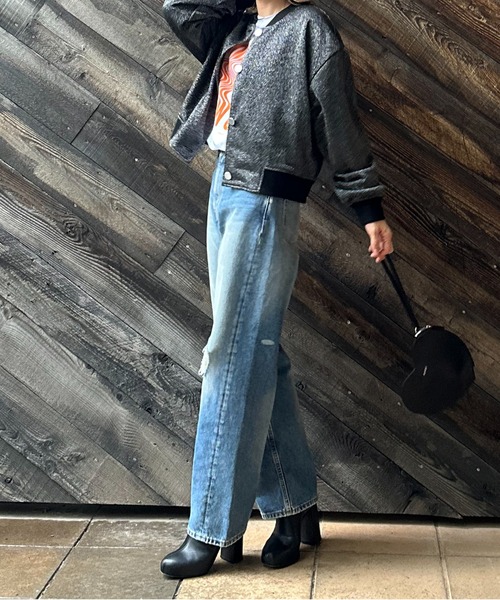 mi via loca(ミヴィアロカ)の「ブルゾンデザイン ラメウラケ カーディガン(カーディガン/ボレロ・レディース・ブラック/グレー・FREE)」の20枚目の写真