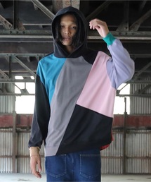 STOF（ストフ）の「Mad Mix Parka（パーカー）」