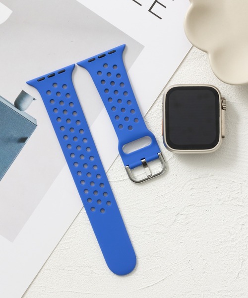 emonique(エモニーク)の「スマートウォッチバンド Apple Watch バンド シリコン製【38/40/41/42/44/45/49mm対応】(デジタル腕時計・レディース・ブラック/ブルー/レッド/ホワイト/イエロー・38/42)」の4枚目の写真