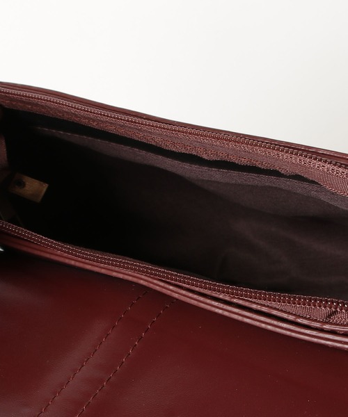 Asterellivi(アステレリビ)の「トレンドのぷっくりとしたシルエットのポイント ベルト ショルダーバッグ(ショルダーバッグ・レディース・モカ/ブラウン/キャメル/ブラック・FREE)」の17枚目の写真