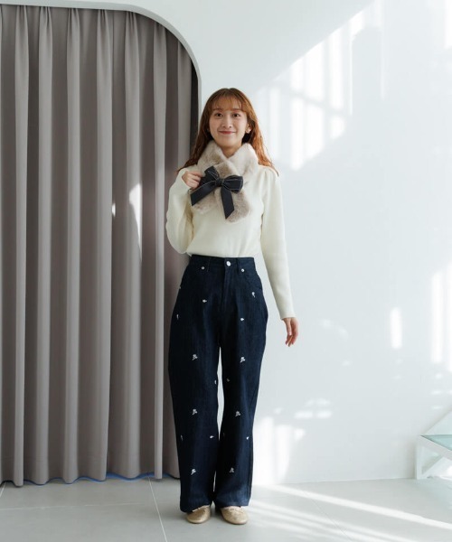 flower（フラワー）の「リボンファーマフラー（マフラー・レディース・ベージュ/ブラウン・FREE）」の16枚目の写真