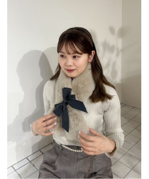 flower（フラワー）の「リボンファーマフラー（マフラー・レディース・ベージュ/ブラウン・FREE）」の21枚目の写真